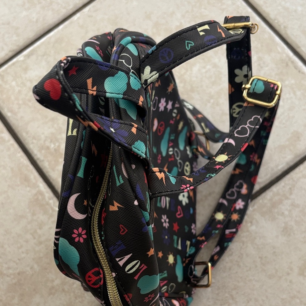 Colorful Patterned Women's Backpack - Picture 5 of 6